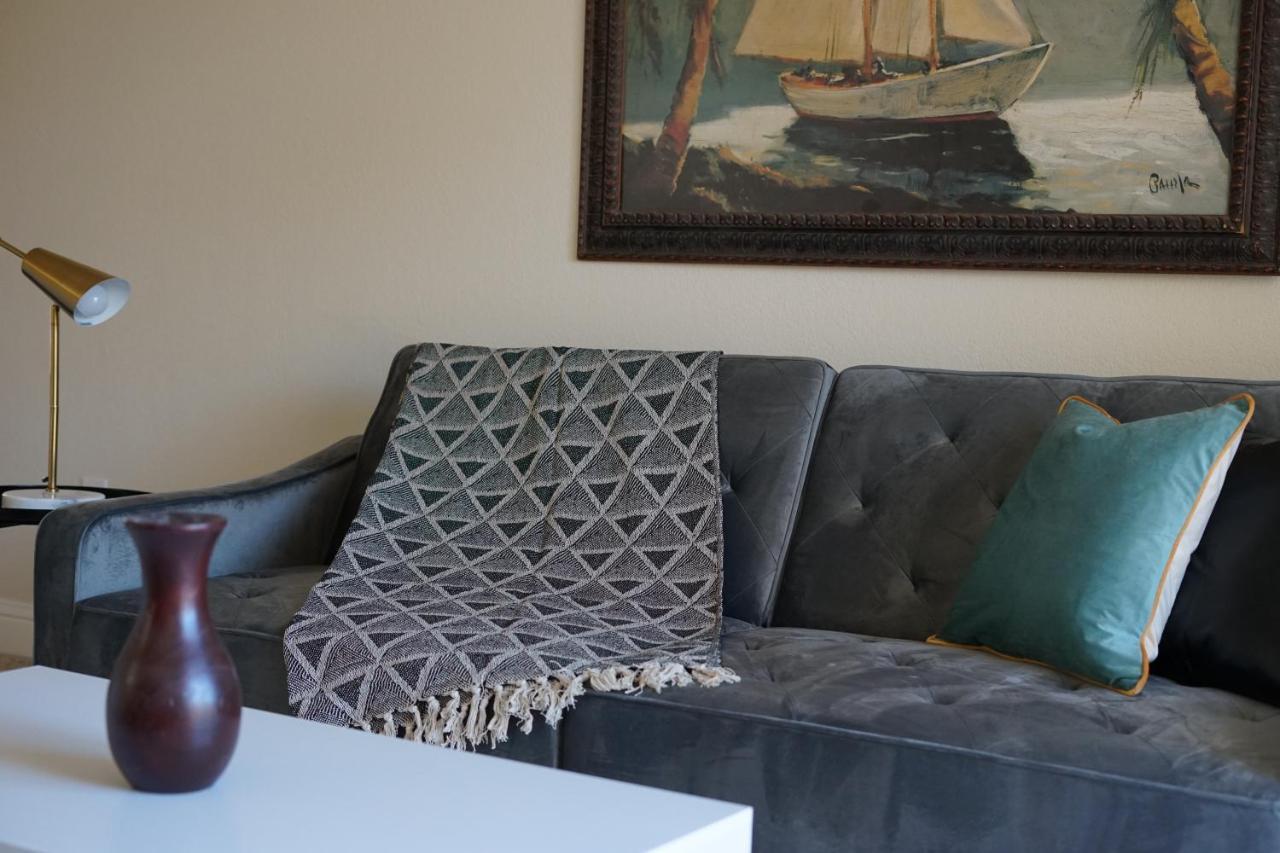 Sleepover 1bd 1ba Apartment