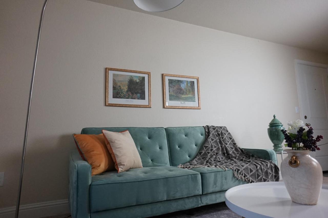 Apartment Sleepover 1bd 1ba Oklahoma City