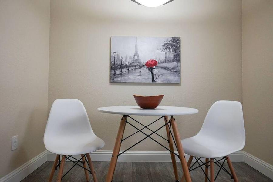 Apartment Sleepover 1bd 1ba Oklahoma City