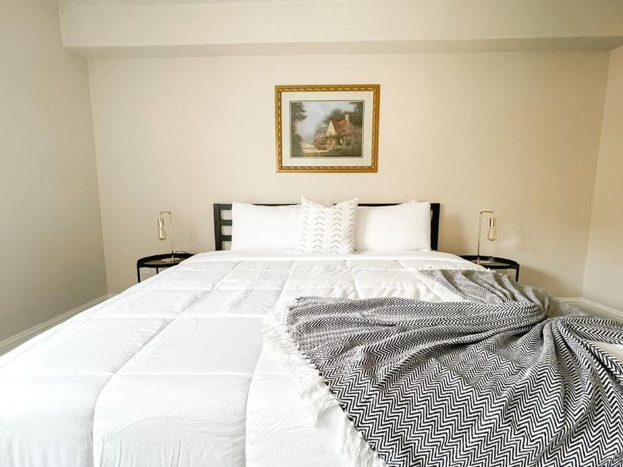 Apartment Sleepover 1bd 1ba *