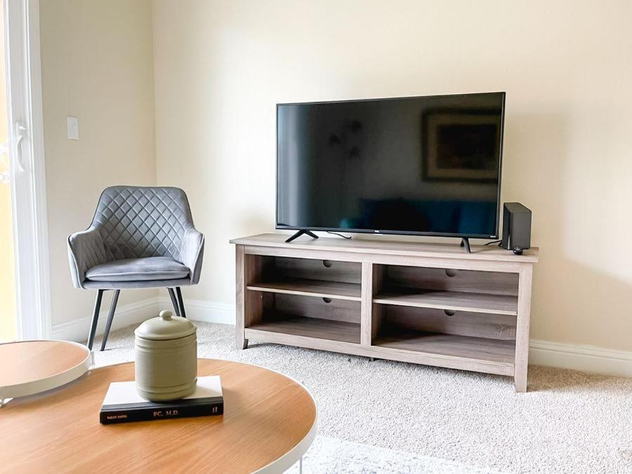 Apartment Sleepover 1bd 1ba *